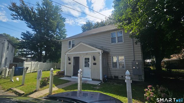 414-416 Pearl Harbor Street, Bridgeport, CT 06610