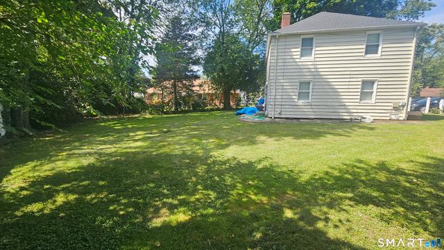 414-416 Pearl Harbor Street, Bridgeport, CT 06610