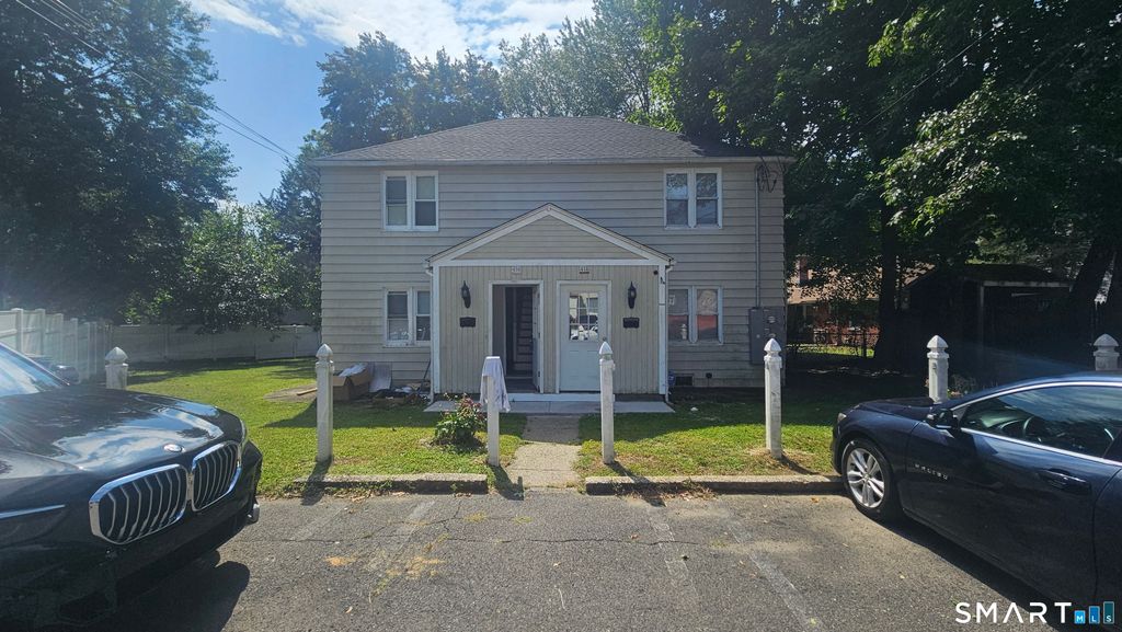 414-416 Pearl Harbor Street, Bridgeport, CT 06610