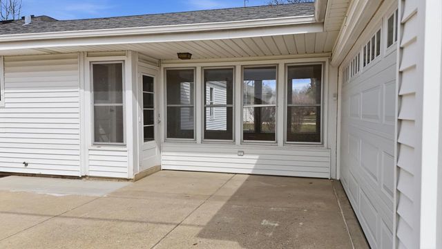 5222 Mead ROAD, Greendale, WI 53129