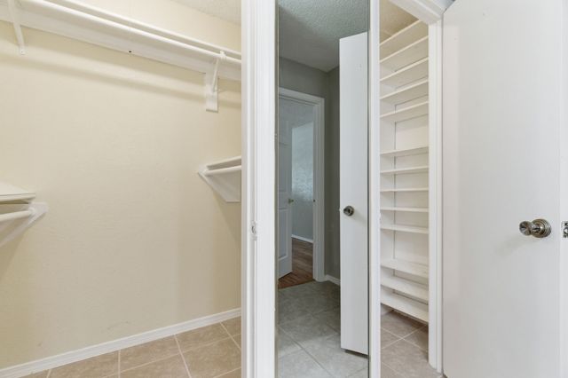 2915 Post Oak Court, Bedford, TX 76021