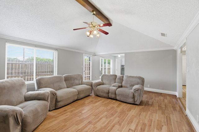 2915 Post Oak Court, Bedford, TX 76021