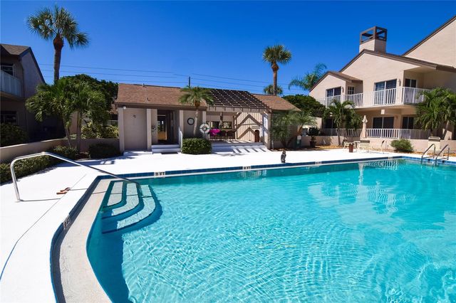 4684 HURON ROAD, St Petersburg, FL 33708