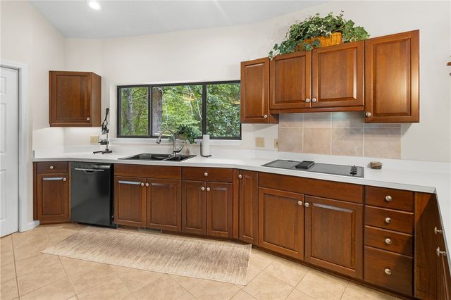 1101 Hidden Cove, Salem, SC 29676