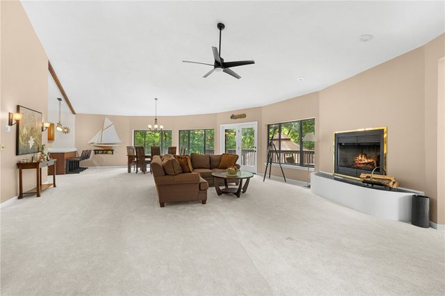 1101 Hidden Cove, Salem, SC 29676