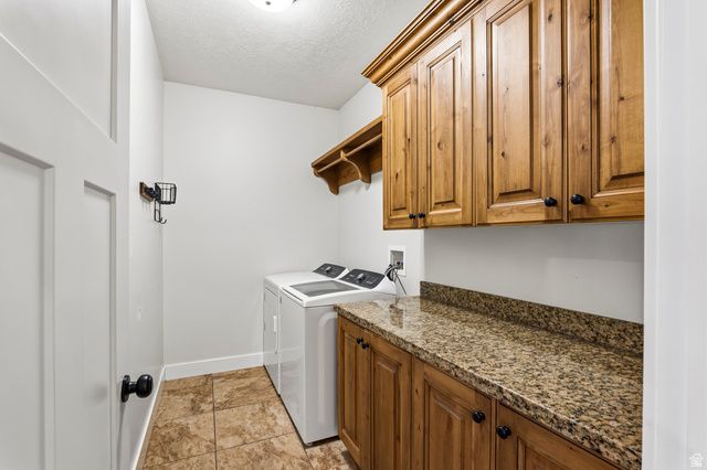 10416 N CANTERBURY DR, Highland, UT 84003