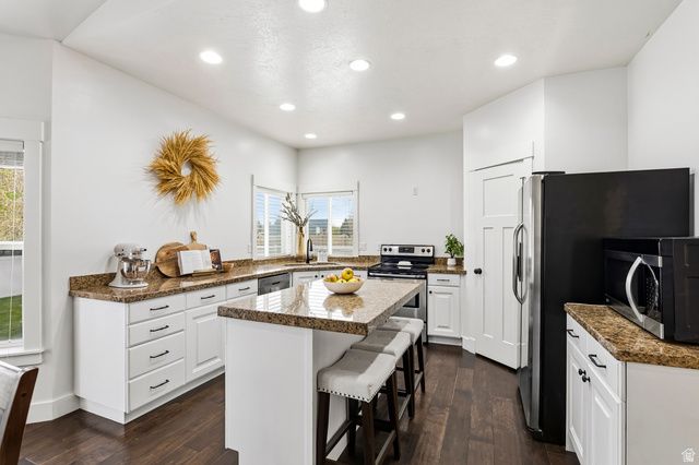 10416 N CANTERBURY DR, Highland, UT 84003