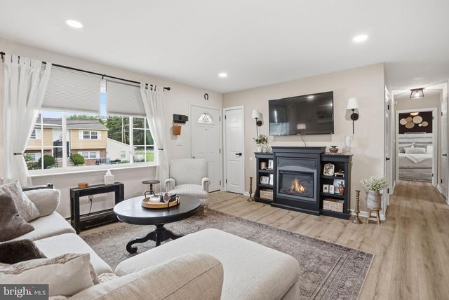 303 RADCLIFFE RD, Glenside, PA 19038