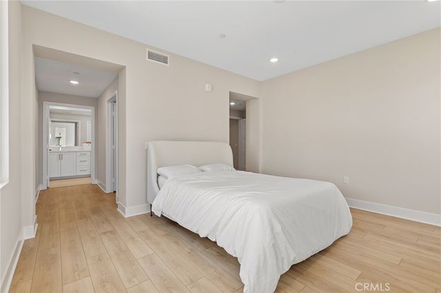 16289 Dawn Way 209, Tustin, CA 92782