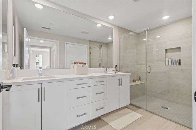 16289 Dawn Way 209, Tustin, CA 92782