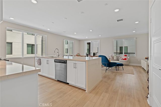 16289 Dawn Way 209, Tustin, CA 92782
