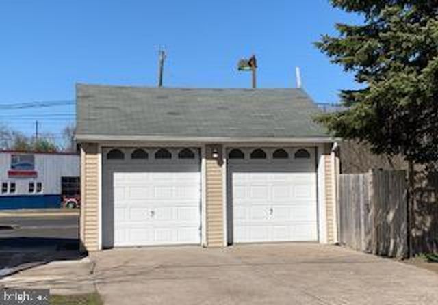 110 KLOCKNER, Hamilton, NJ 08619