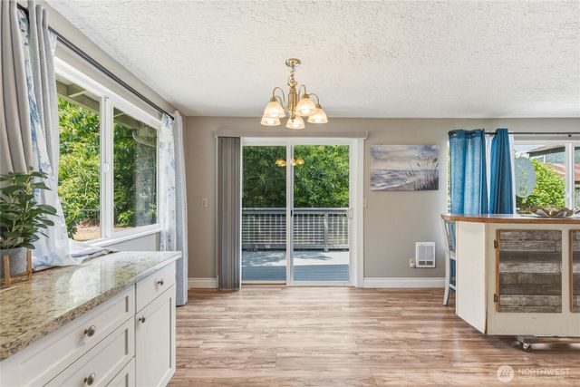 369 E Birnie Slough Road, Cathlamet, WA 98612