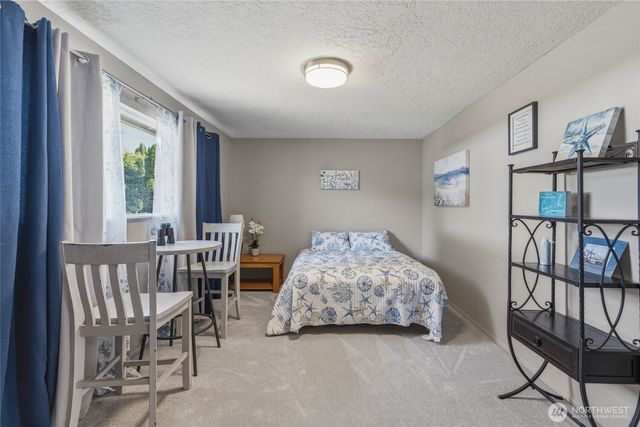 369 E Birnie Slough Road, Cathlamet, WA 98612