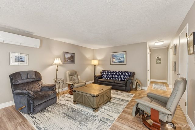 369 E Birnie Slough Road, Cathlamet, WA 98612