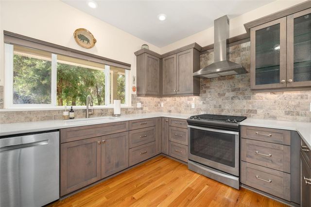 2604 NW 31ST AVENUE, Gainesville, FL 32605