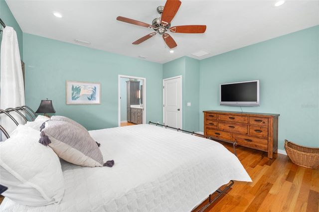 2604 NW 31ST AVENUE, Gainesville, FL 32605
