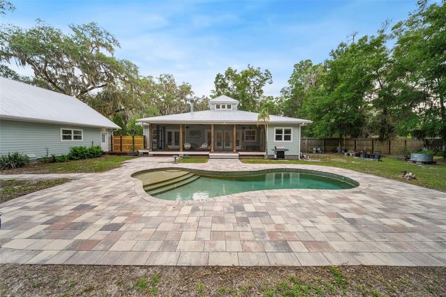 2604 NW 31ST AVENUE, Gainesville, FL 32605