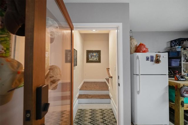 2604 NW 31ST AVENUE, Gainesville, FL 32605