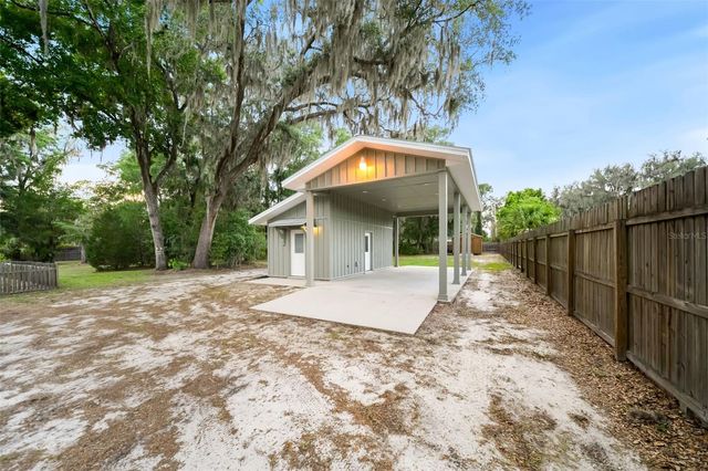 2604 NW 31ST AVENUE, Gainesville, FL 32605