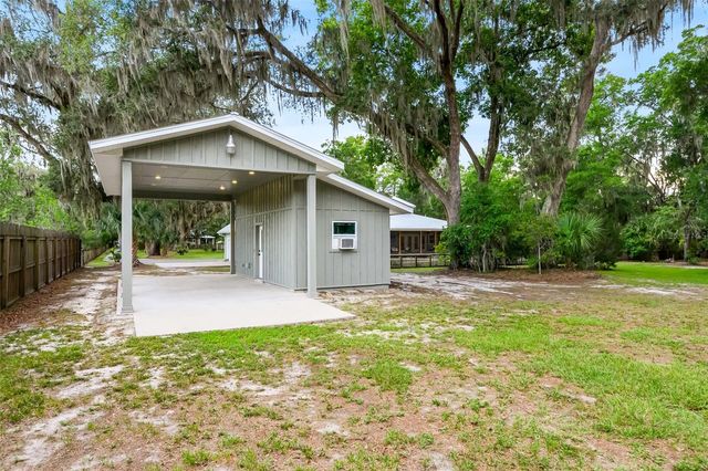 2604 NW 31ST AVENUE, Gainesville, FL 32605