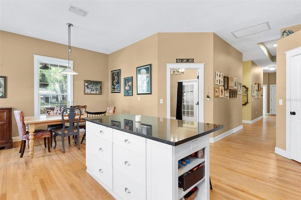 Image 22 of property listing at 10616 POE STREET, Leesburg, FL 34788