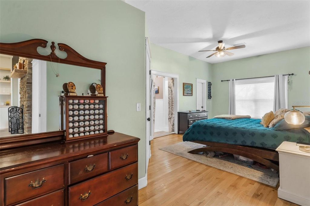 Image 31 of property listing at 10616 POE STREET, Leesburg, FL 34788