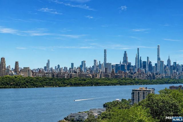 1600 Parker Avenue 5G, Fort Lee, NJ 07024
