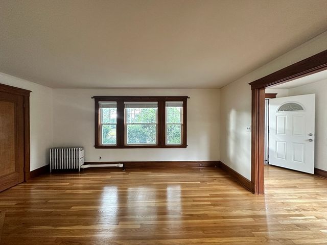 83 Quincy Shore Dr 1, Quincy, MA 02171