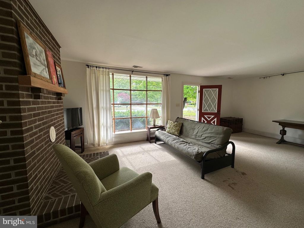 Image 12 of property listing at 705 S 2ND ST, Denton, MD 21629