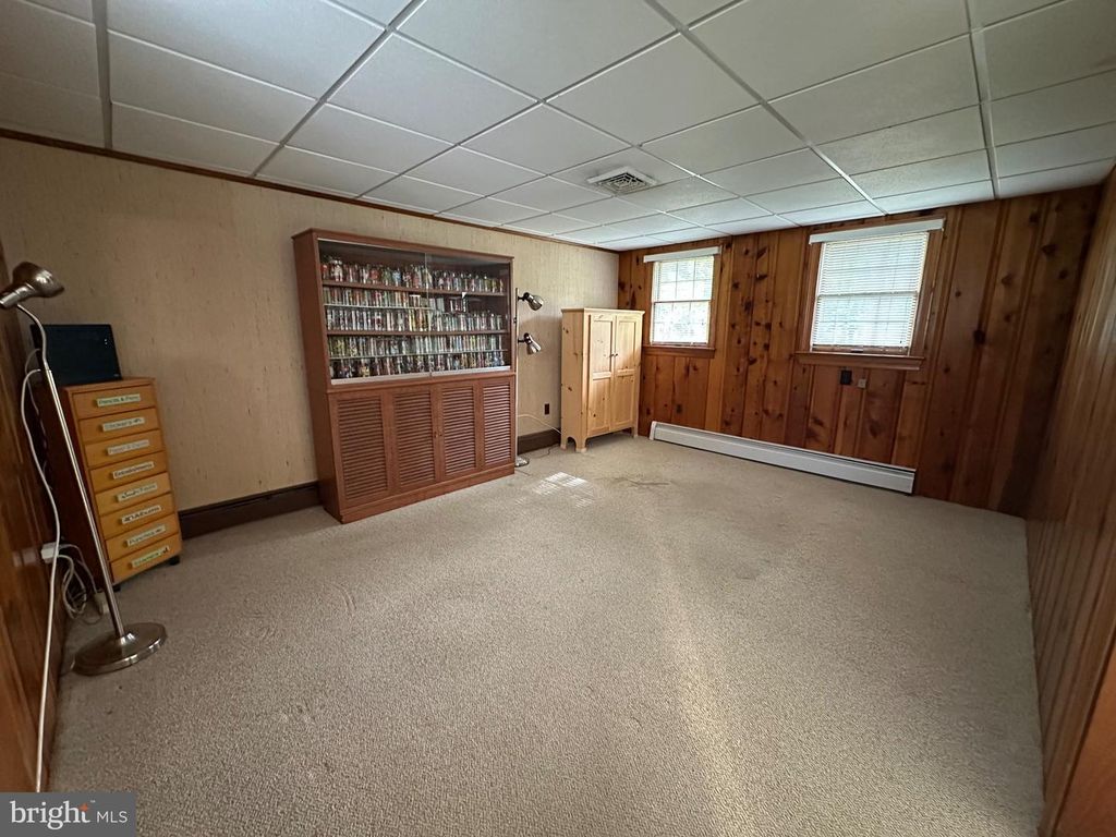 Image 17 of property listing at 705 S 2ND ST, Denton, MD 21629