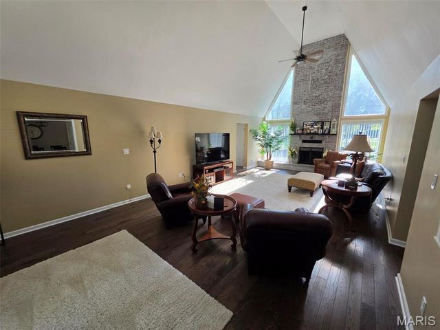1935 Lebanon Avenue, Belleville, IL 62221