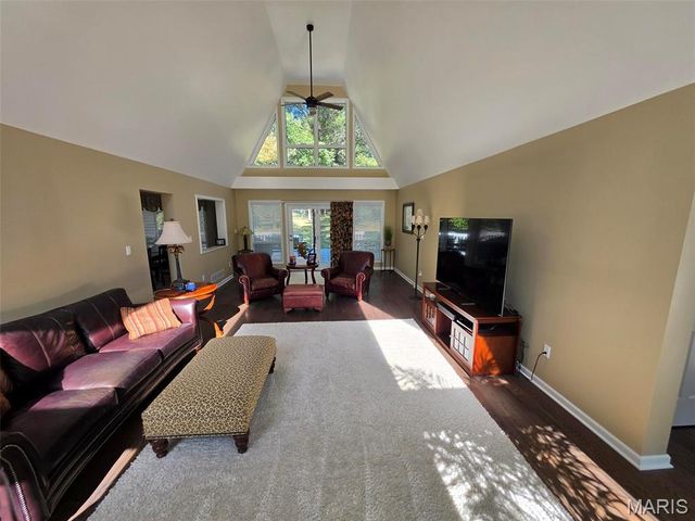 1935 Lebanon Avenue, Belleville, IL 62221