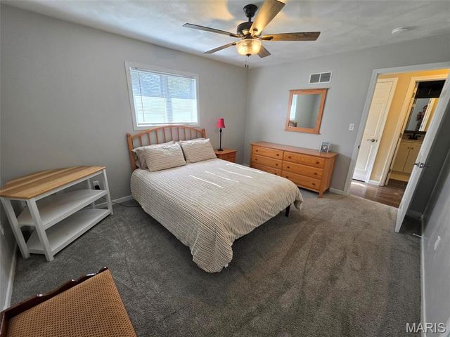 1935 Lebanon Avenue, Belleville, IL 62221