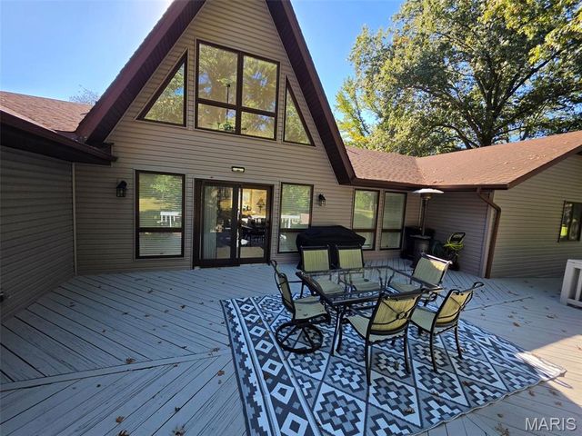 1935 Lebanon Avenue, Belleville, IL 62221