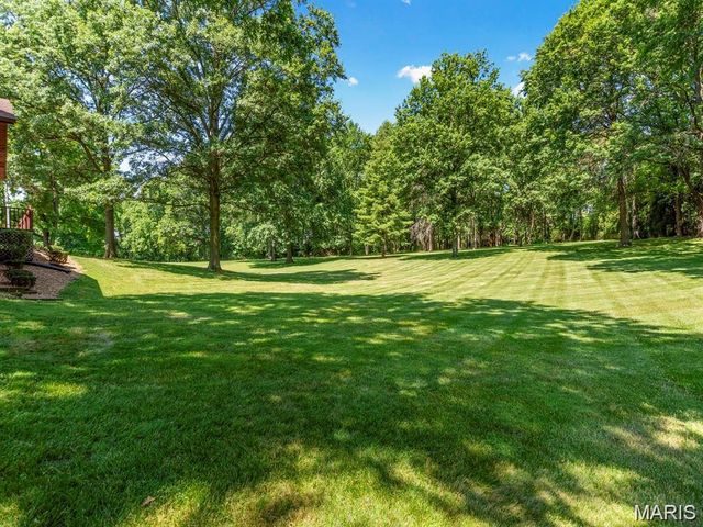 1935 Lebanon Avenue, Belleville, IL 62221