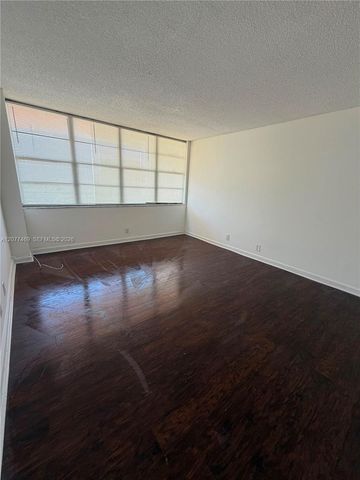 2025 NE 164th Street 1015, North Miami Beach, FL 33162
