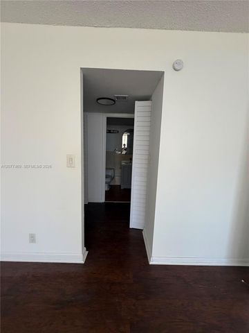 2025 NE 164th Street 1015, North Miami Beach, FL 33162