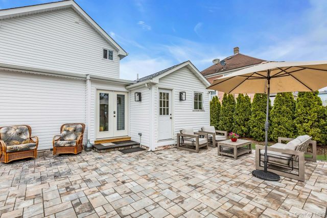 30 Liberty Street, Patchogue, NY 11772