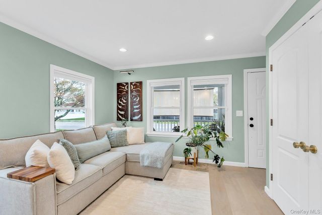 30 Liberty Street, Patchogue, NY 11772