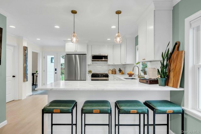 30 Liberty Street, Patchogue, NY 11772