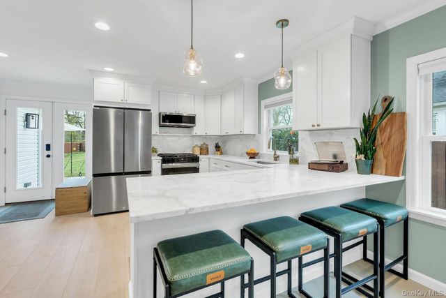 30 Liberty Street, Patchogue, NY 11772