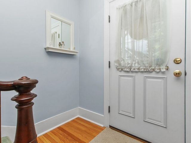 29 Ash Street, Waltham, MA 02453