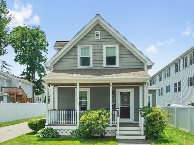 29 Ash Street, Waltham, MA 02453