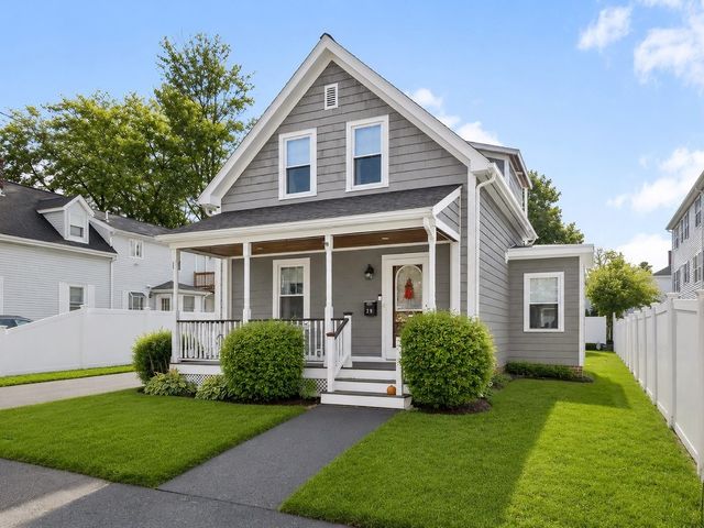 29 Ash Street, Waltham, MA 02453
