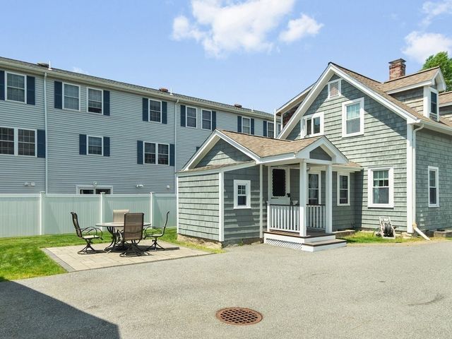 29 Ash Street, Waltham, MA 02453