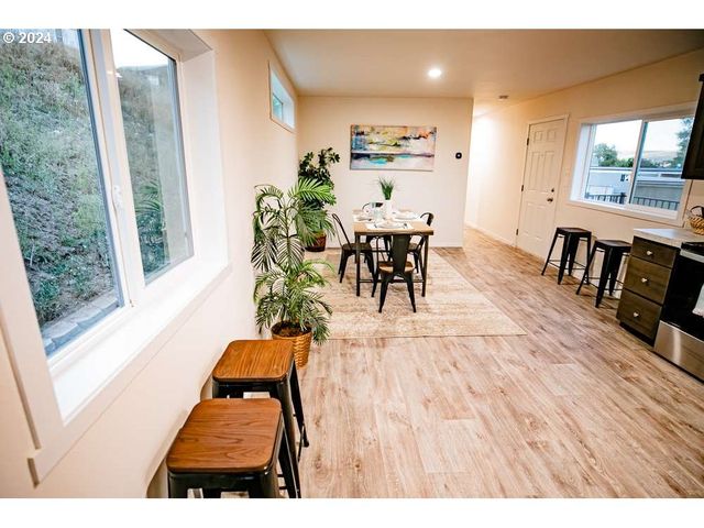2801 Sw Houtama Rd 45, Pendleton, OR 97801