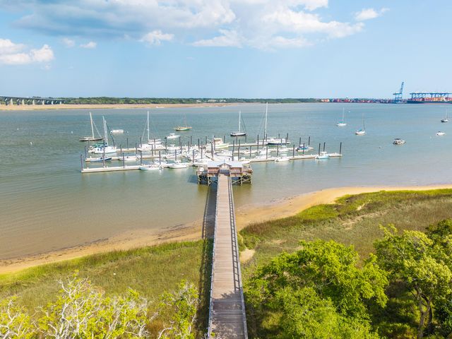 320 Longshore Street 1034, Charleston, SC 29492