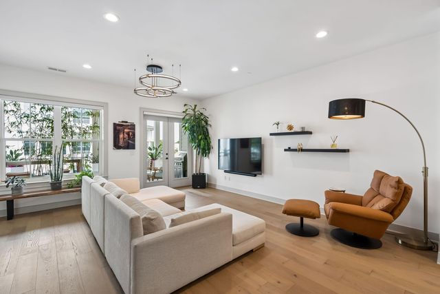 320 Longshore Street 1034, Charleston, SC 29492