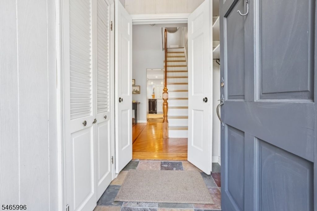 33 Myrtle Ave, Nutley Twp., NJ 07110 — photo 4